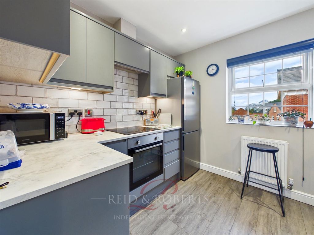Additional image 8 of 2 bed flat for saleActon Hall Walks, Wrexham LL12