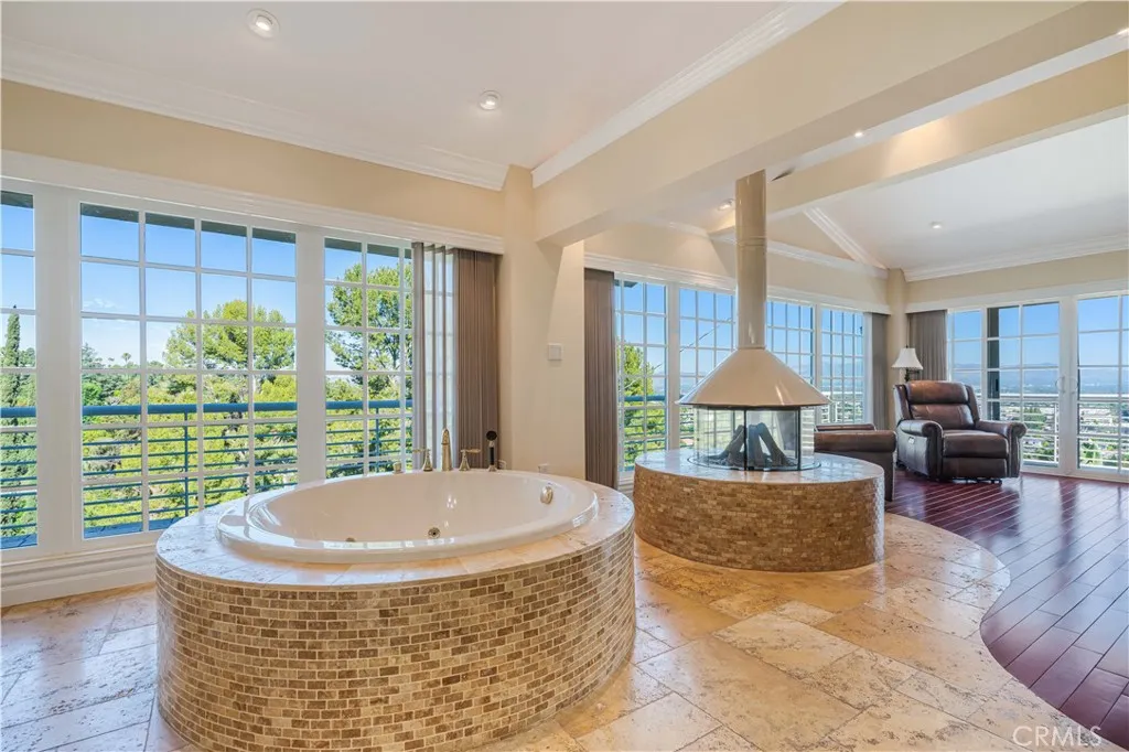 Additional image 96 of 4615 White Oak, Encino, CA 91316