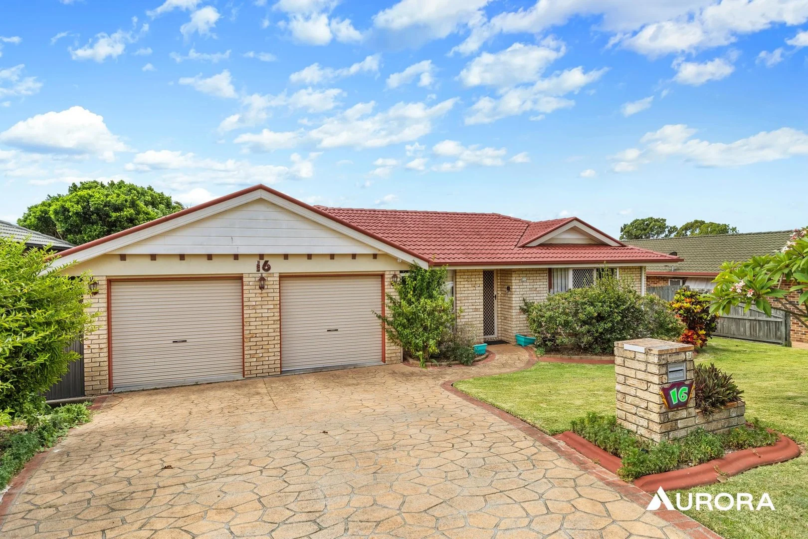 16 Cresthill Street, Birkdale QLD 4159