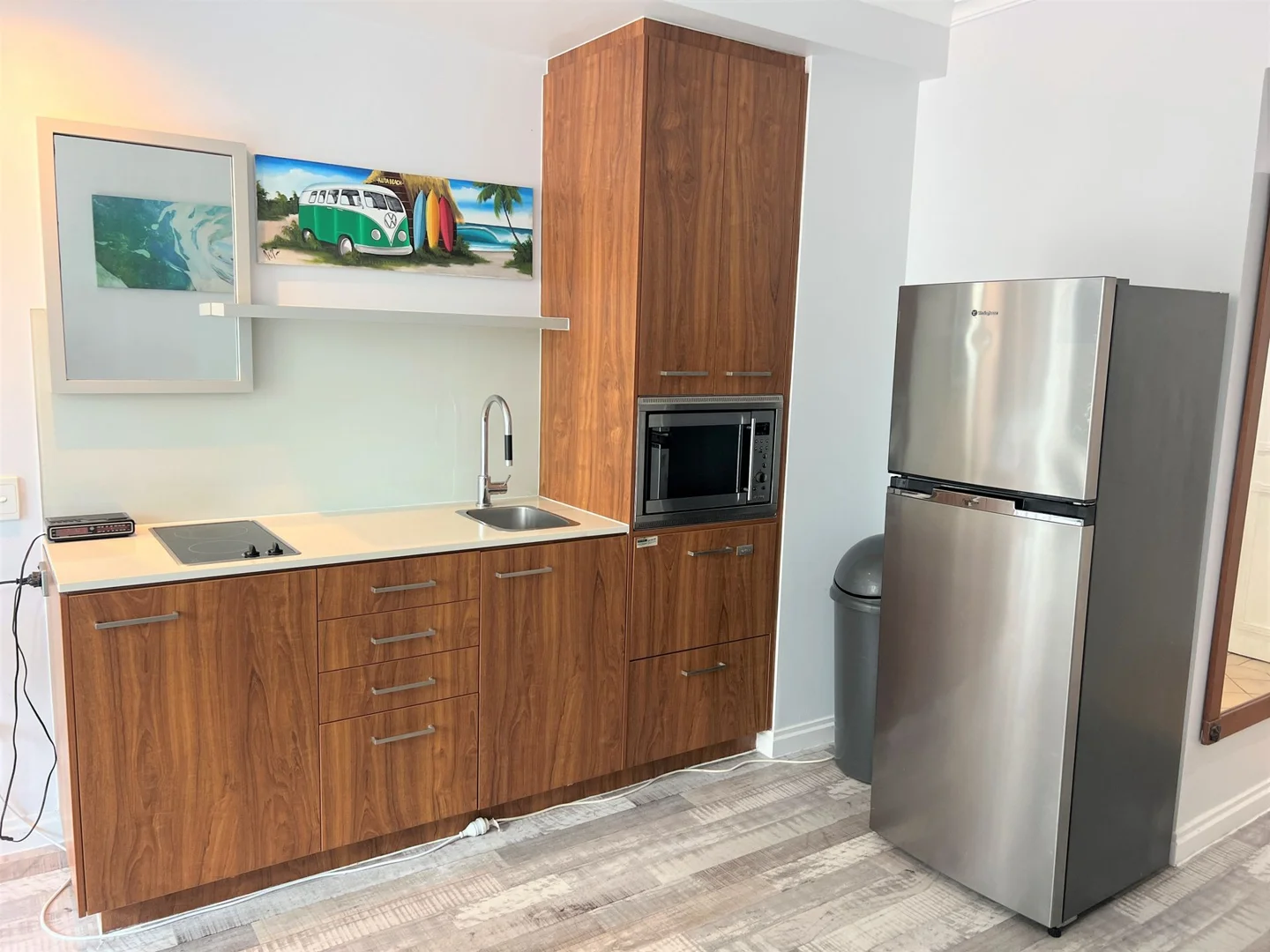 Additional image 3 of 206/25 Laycock St, Surfers Paradise QLD 4217