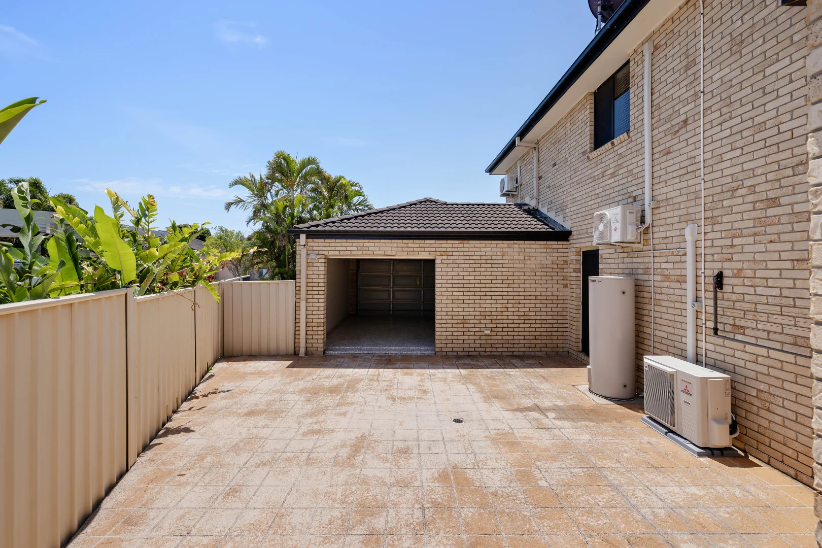 Additional image 20 of 33 Kimbolton Dr, Redland Bay QLD 4165