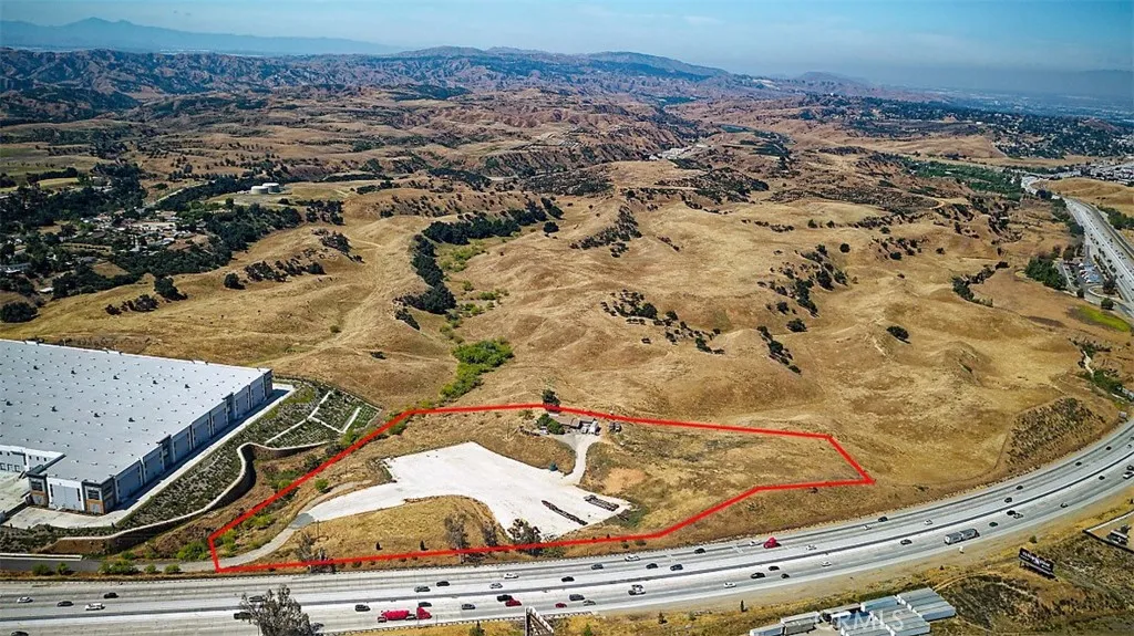 Additional image 2 of 13530 7th Pl, Yucaipa, CA 92399