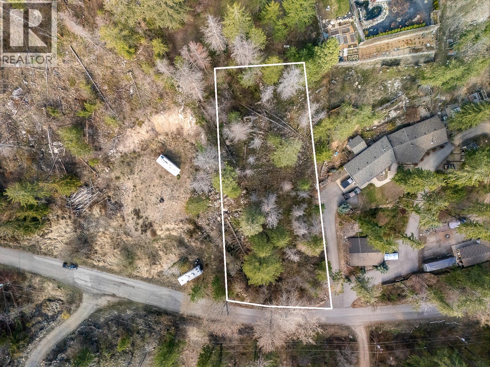 586 Moody Crescent