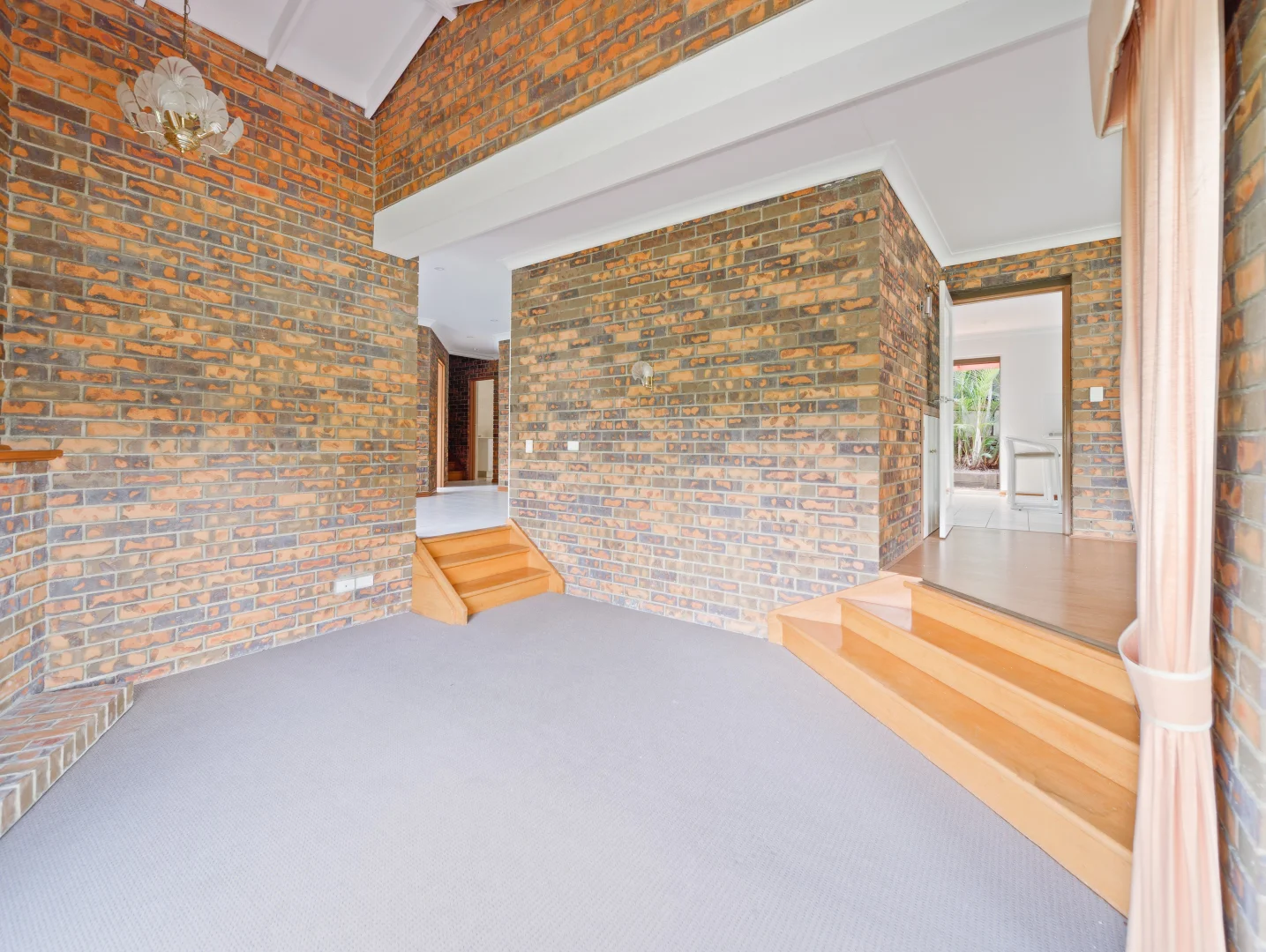 Additional image 8 of 11 Bondel Place, Mount Ommaney QLD 4074