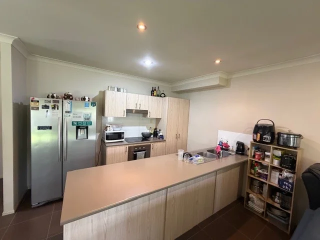 Additional image 2 of 1/44 Careel Close, Helensvale QLD 4212