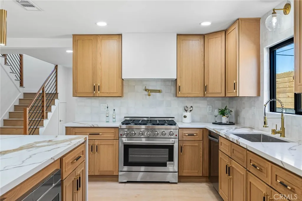 Additional image 2 of 10321 Kamuela Dr, Huntington Beach, CA 92646