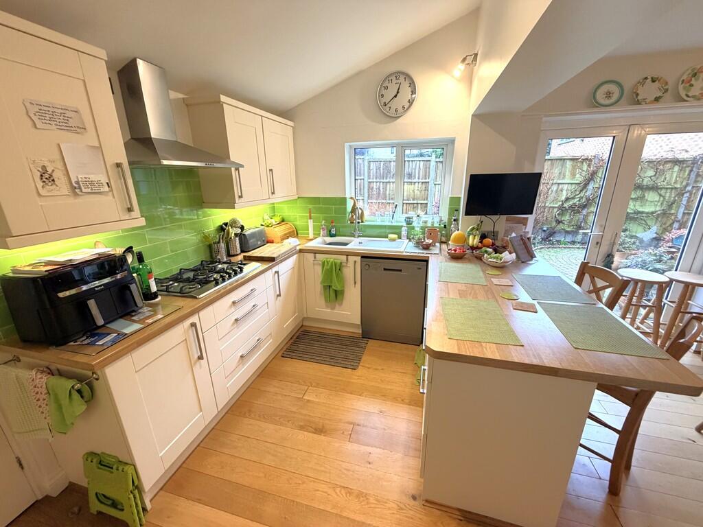 Charmouth Grove, Ashley Cross photo 4