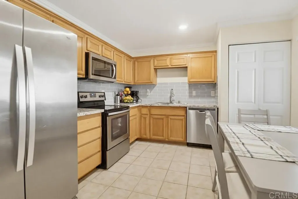 Additional image 11 of 1328 iris Ave Unit 2, Imperial Beach, CA 91932