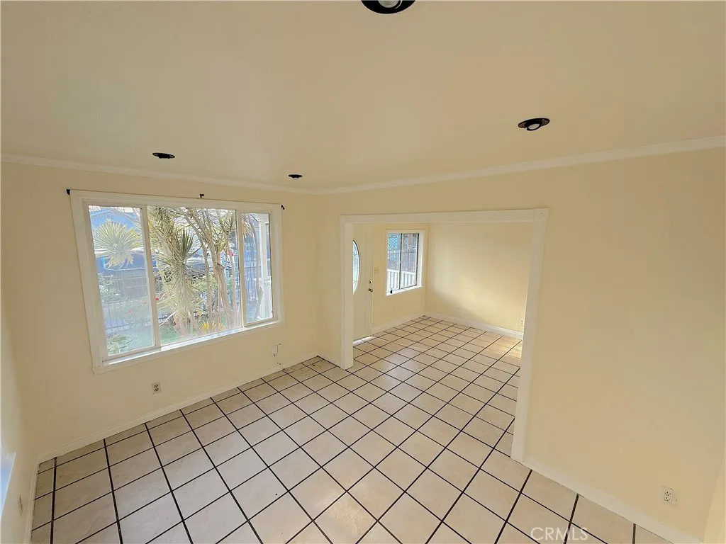 Additional image 6 of 9622 Evers Ave, Los Angeles, CA 90002