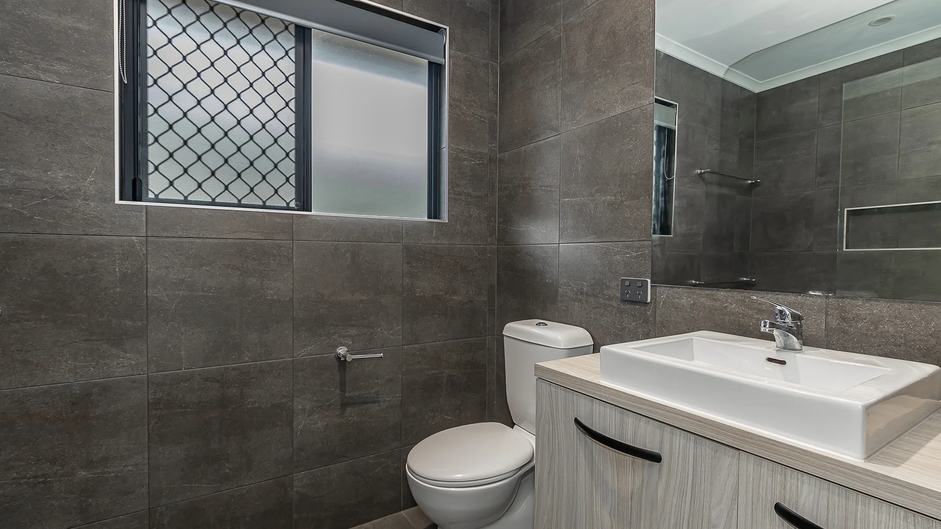 Additional image 8 of 14 Wigton Court, Bushland Beach QLD 4818