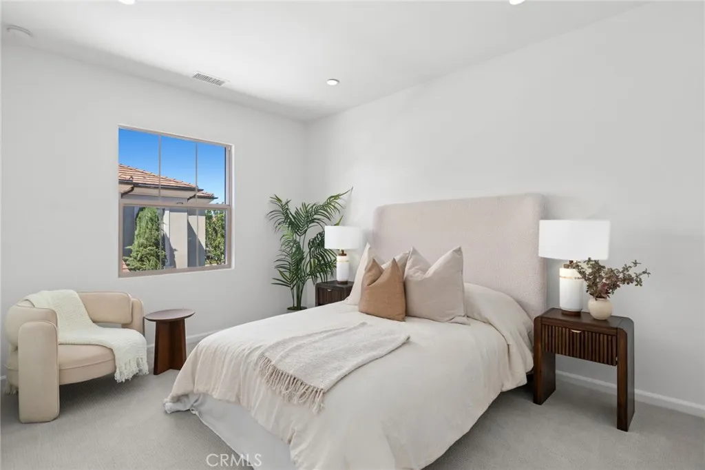 Additional image 26 of 76 Decker, Irvine, CA 92620