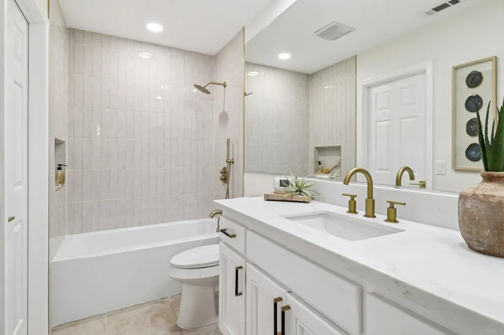 Additional image 31 of 1747 Crescent Knolls Gln, Escondido, CA 92029