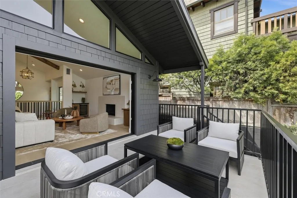 Additional image 13 of 865 10th Street, Manhattan Beach, CA 90266