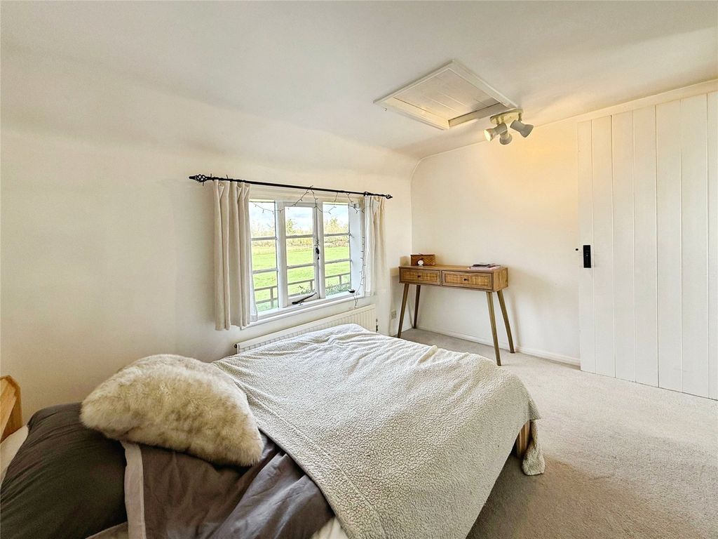 Additional image 14 of 2 bed terraced house for saleHolyport Street, Holyport, Maidenhead, Berkshire SL6