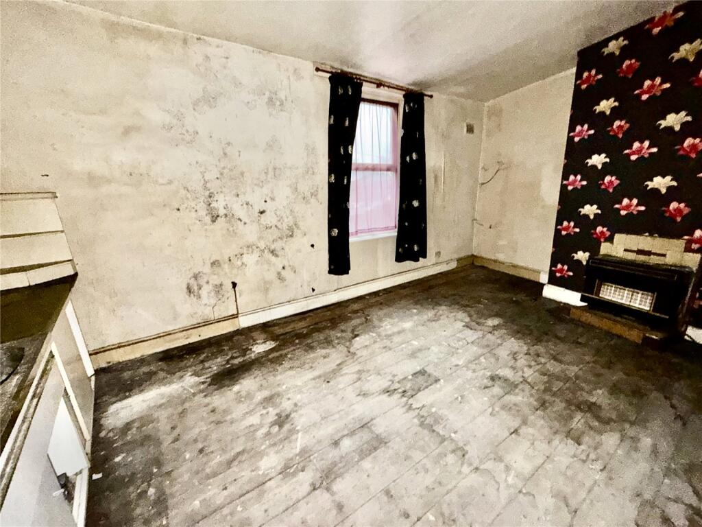 Additional image 5 of Apsley Crescent, Bradford, West Yorkshire, BD8