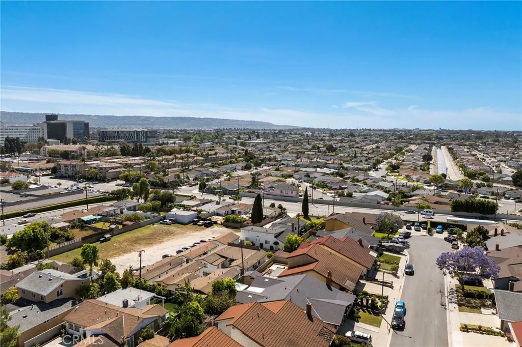818 W 213th Street, Torrance, CA 90502