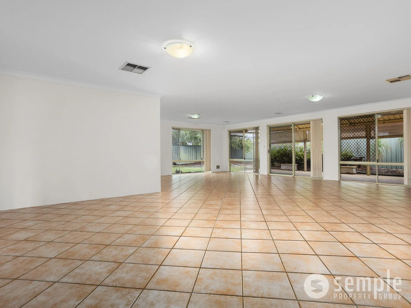 Additional image 8 of 38 Avon Crescent, Atwell WA 6164