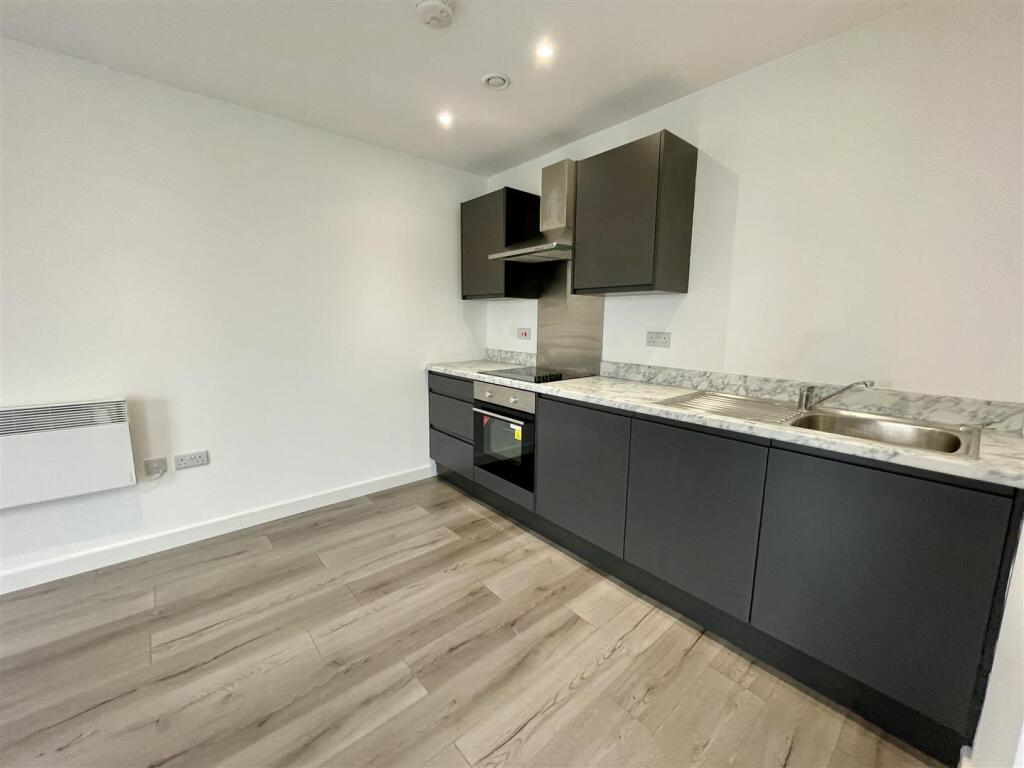 Additional image 4 of Bingley Road, Bradford