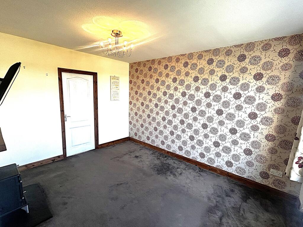 Additional image 4 of Englefield Crescent, Holmewood, Bradford, West Yorkshire, BD4