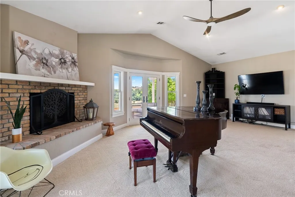 Additional image 115 of 2325 Bella Tierra Pl, Paso Robles, CA 93446
