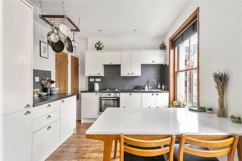 Salcombe Road, London N16