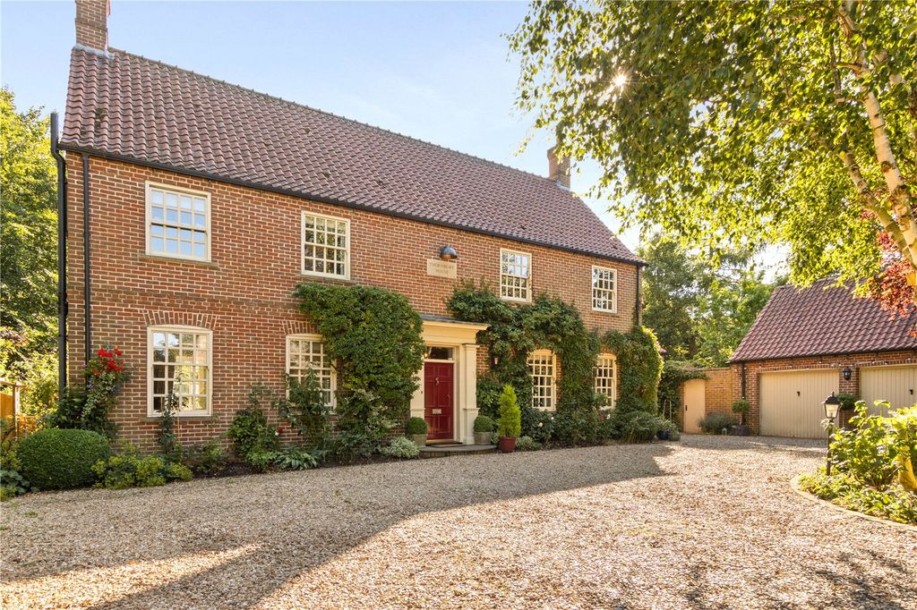 4 bed detached house for saleThornbury House, East Ravendale, Grimsby, Lincolnshire DN37