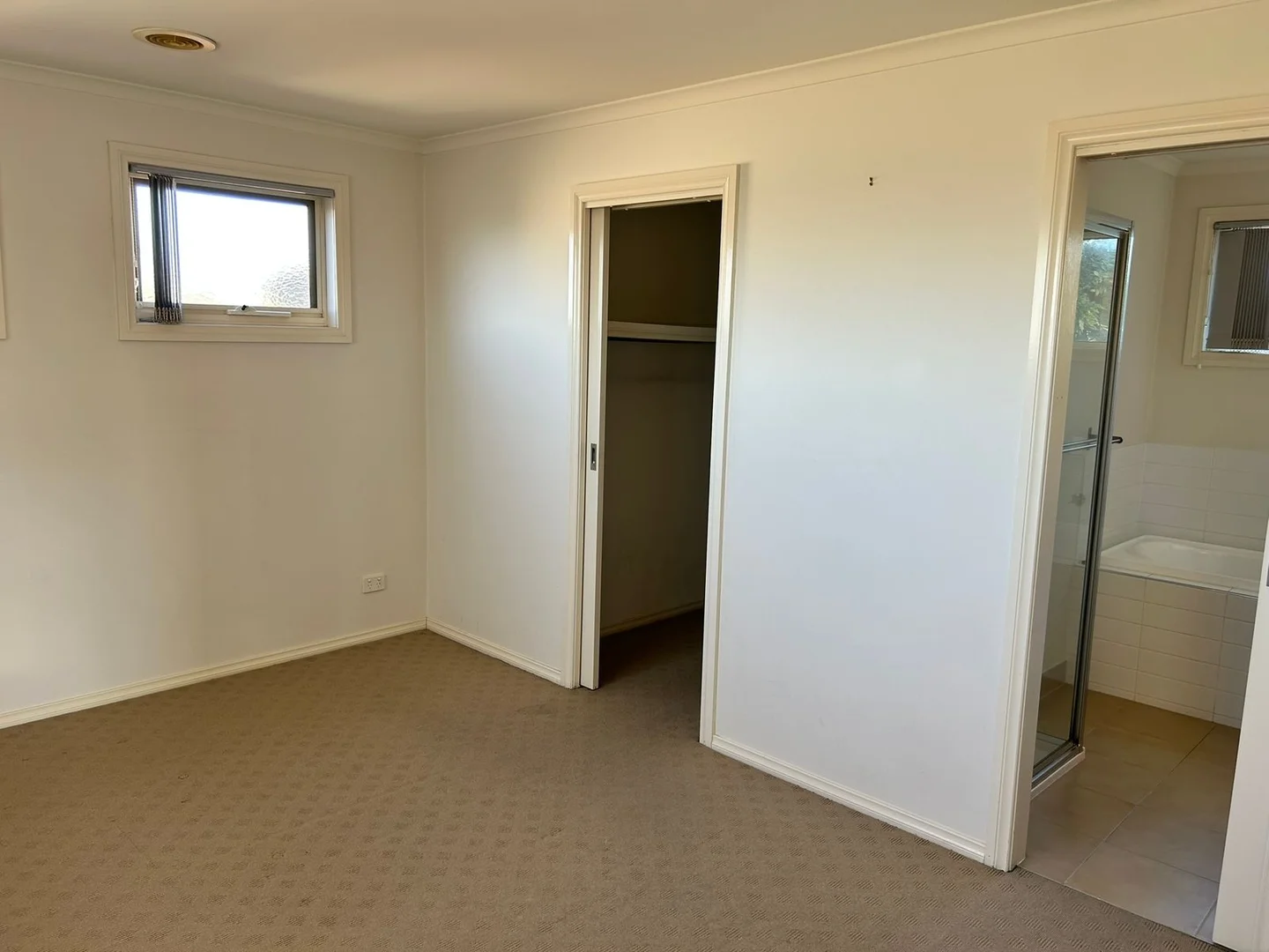 Additional image 10 of 2/64 Millbank Drive, Deer Park VIC 3023