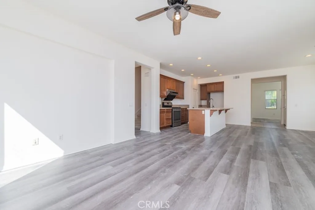 6599 Eucalyptus Ave, Chino, CA 91710 photo 4