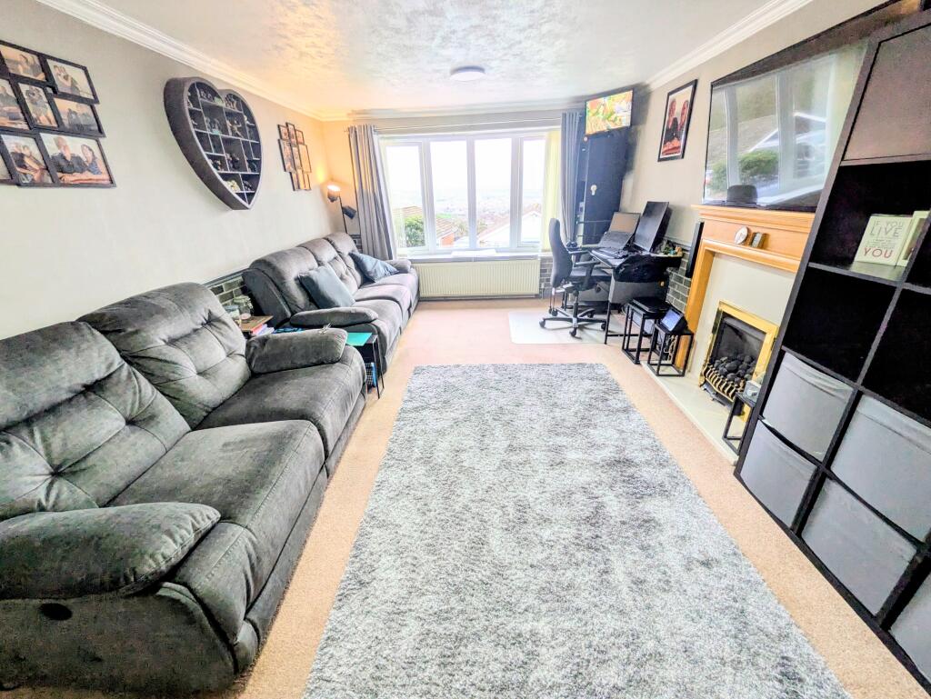 Additional image 9 of Frensham Grove, Bradford, BD7
