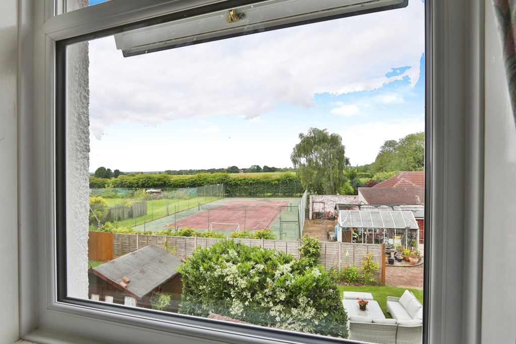 Additional image 12 of 4 bed detached house for saleGanstead Lane, Ganstead, Bilton, Hull HU11