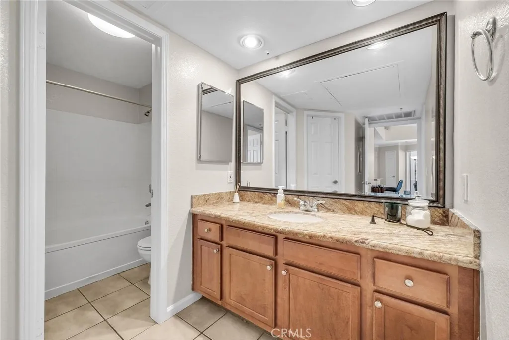 Additional image 17 of 1980 Las Colinas Circle Unit 301, Corona, CA 92879