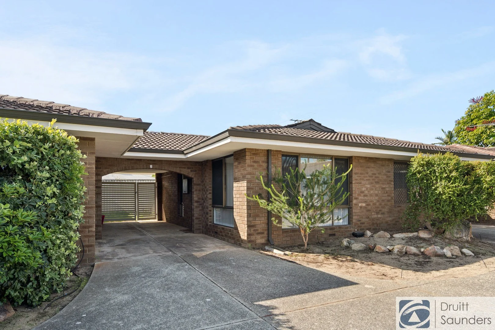 2/4 Harris Street, Palmyra WA 6157