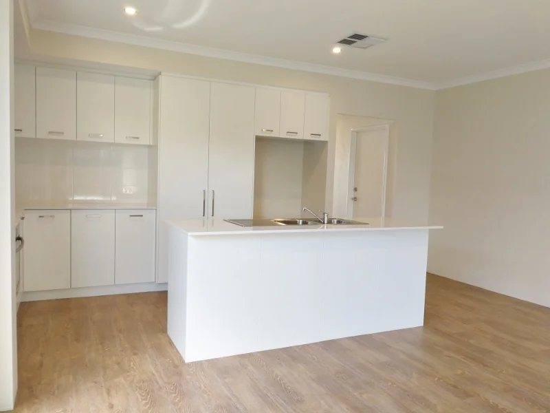Additional image 2 of 14 Lovage St, Treeby WA 6164