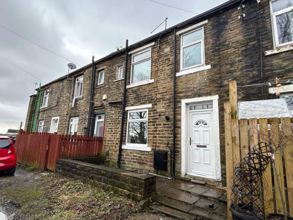 Sutcliffe Place, Wibsey, Bradford, BD6