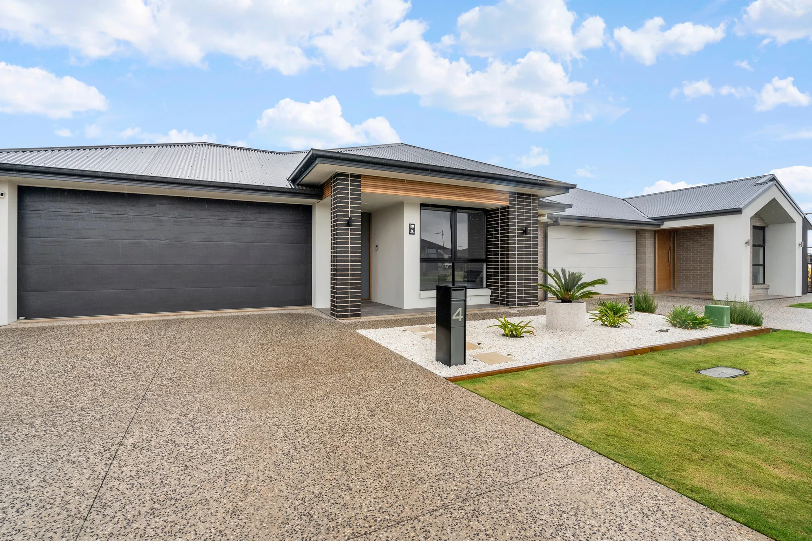 4 Lotus Pl, Angle Vale SA 5117 photo 2