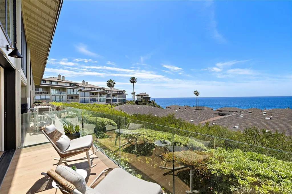 Additional image 22 of 37 Blue Lagoon, Laguna Beach, CA 92651