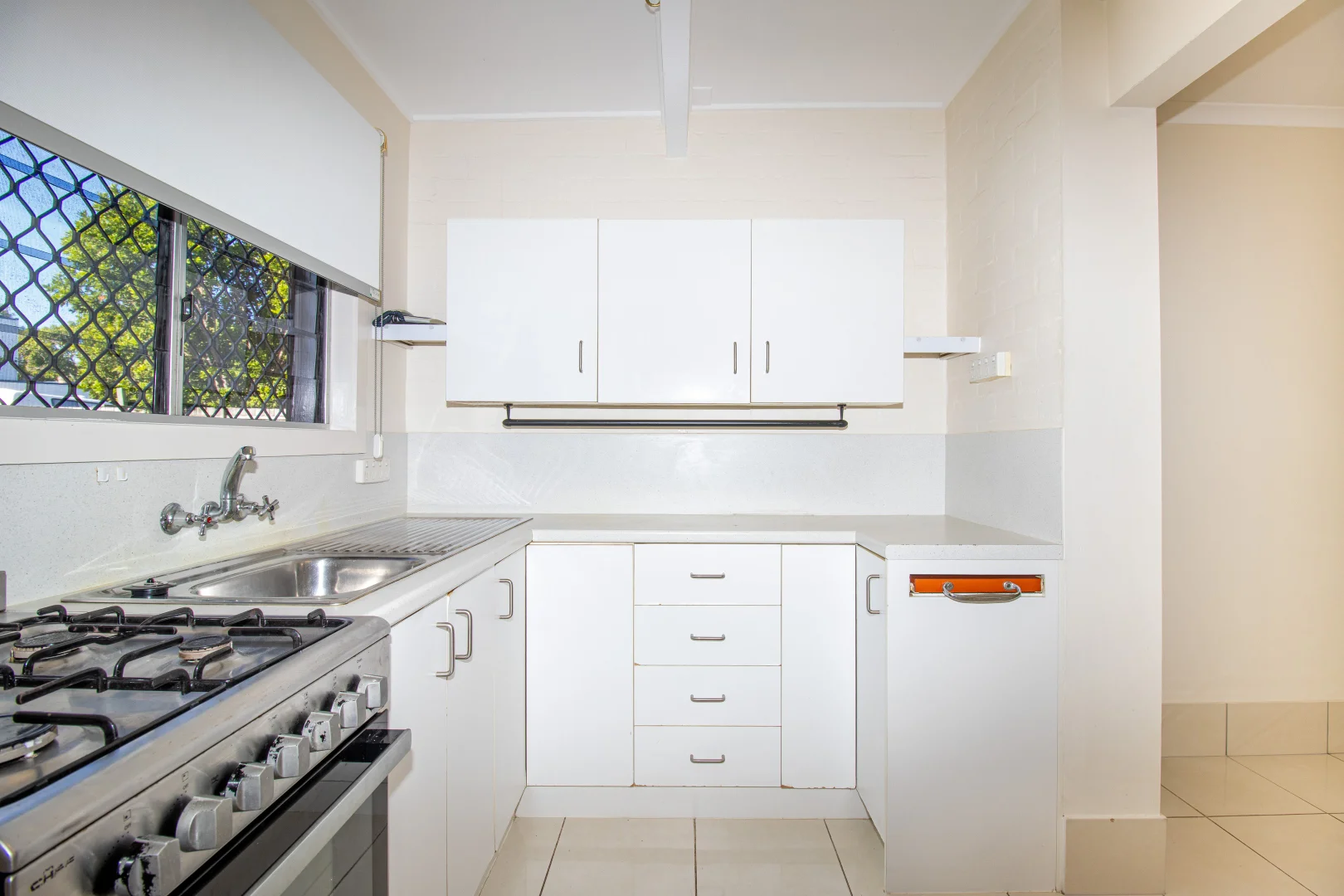 Additional image 3 of 1/16 Campbell Street, Torquay QLD 4655