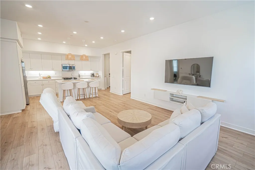 Additional image 78 of 27212 Diamond Peak Lane Unit 203, Valencia, CA 91381