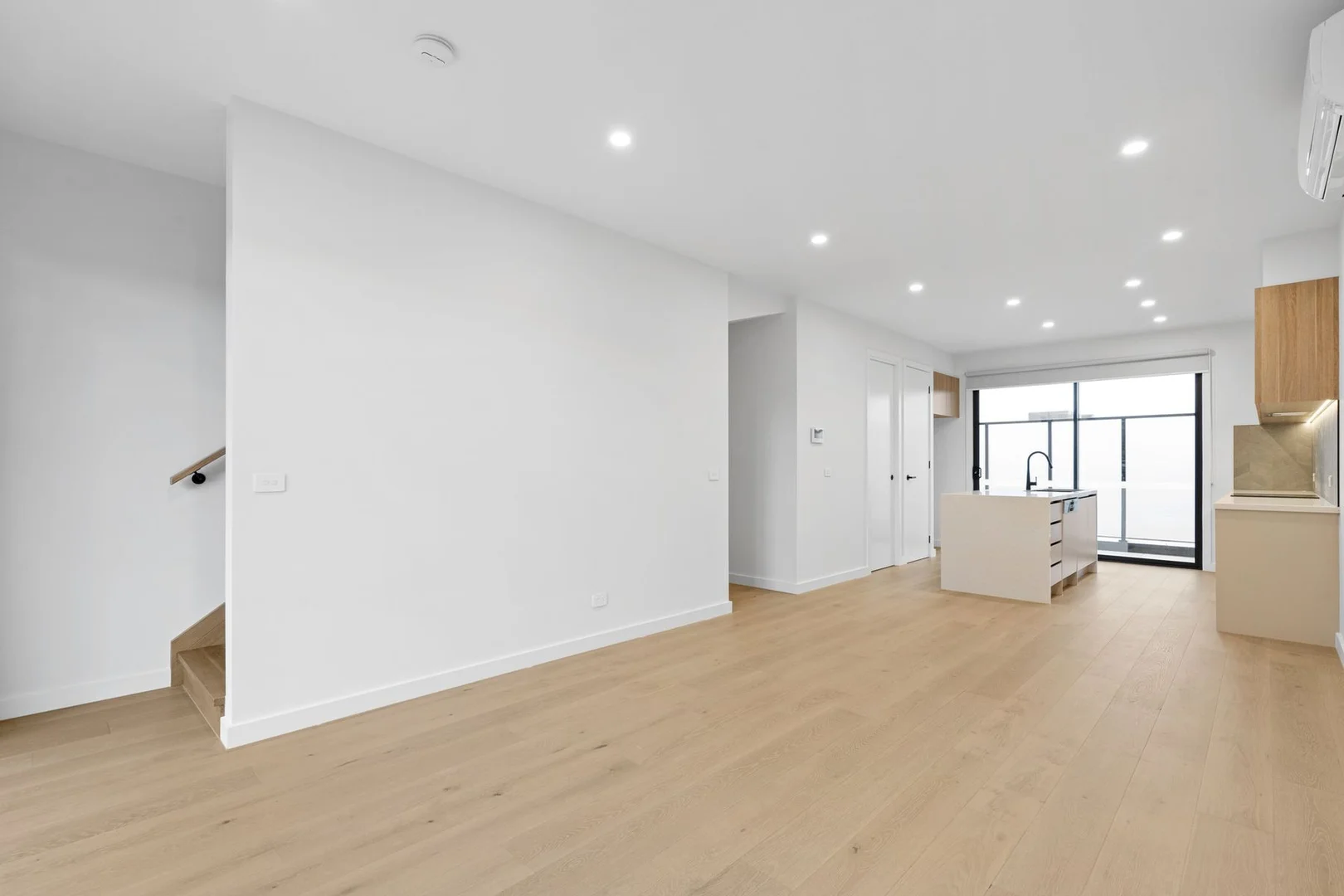 Additional image 4 of 4/33 Arthur Street, Eltham VIC 3095