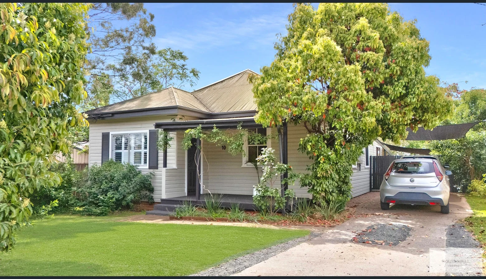 10 Elizabeth Street, North Tamworth NSW 2340