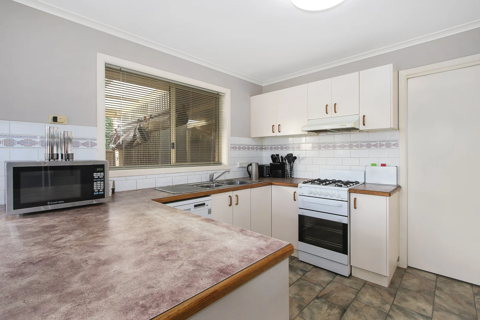 Additional image 2 of 16 Sonia Court, West Wodonga VIC 3690
