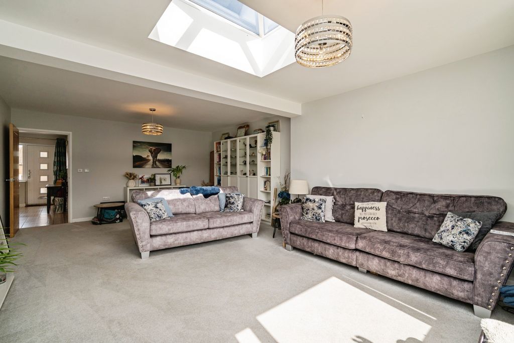 Additional image 10 of 3 bed bungalow for saleGrove Avenue, Norwich NR5