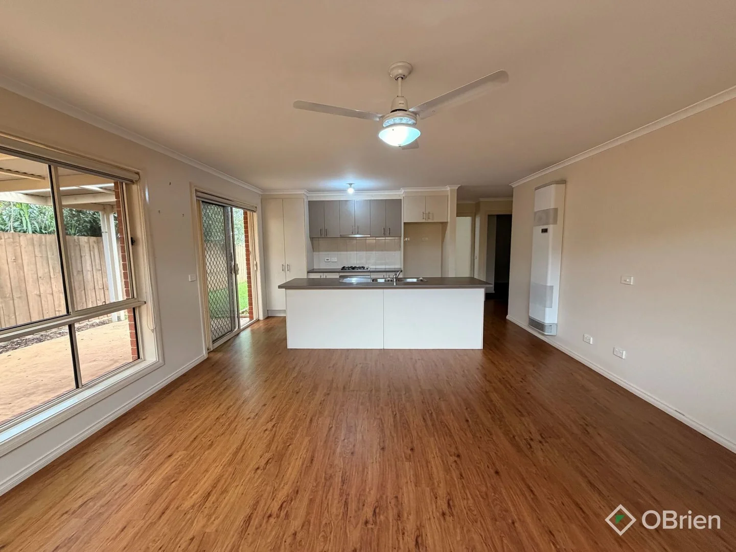 2/19 Kraft Crescent, Drouin VIC 3818