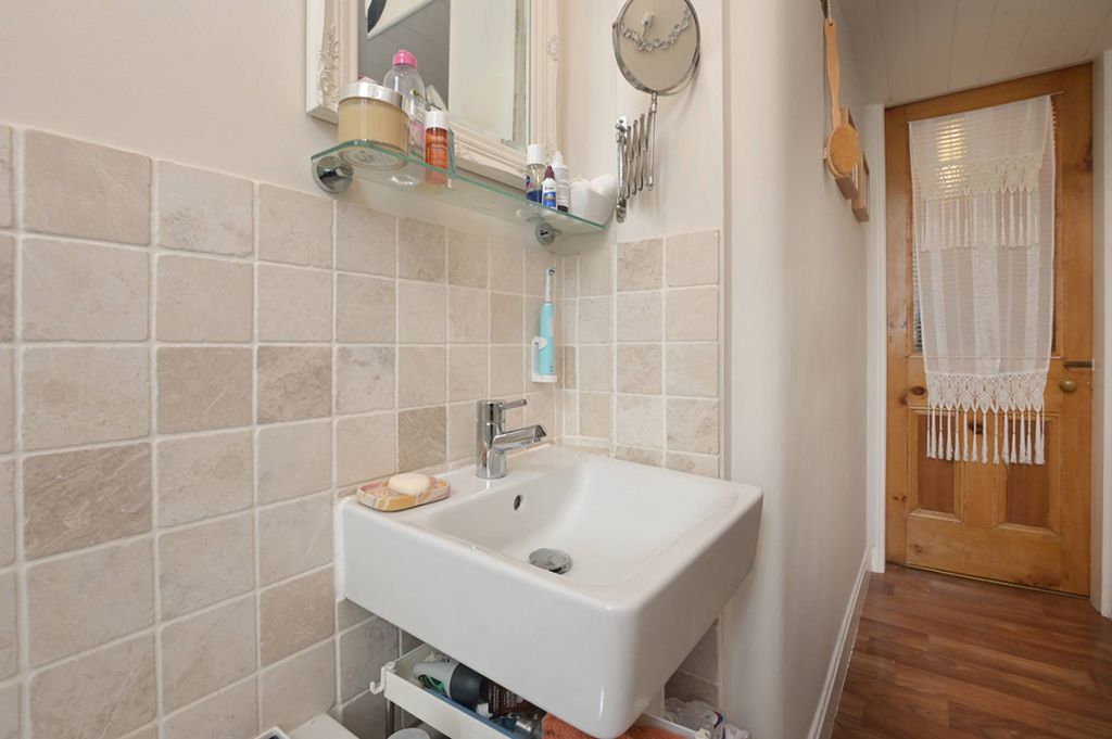 Additional image 22 of 1 bed flat for saleBrunton Terrace, Hillside, Edinburgh EH7