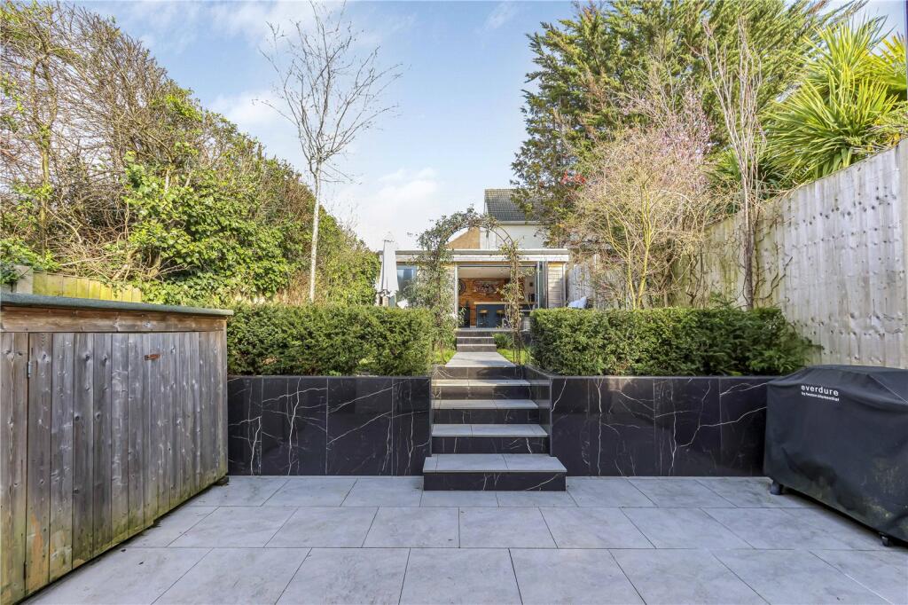 Additional image 20 of Pottery Road, Whitecliff, Poole, Dorset, BH14
