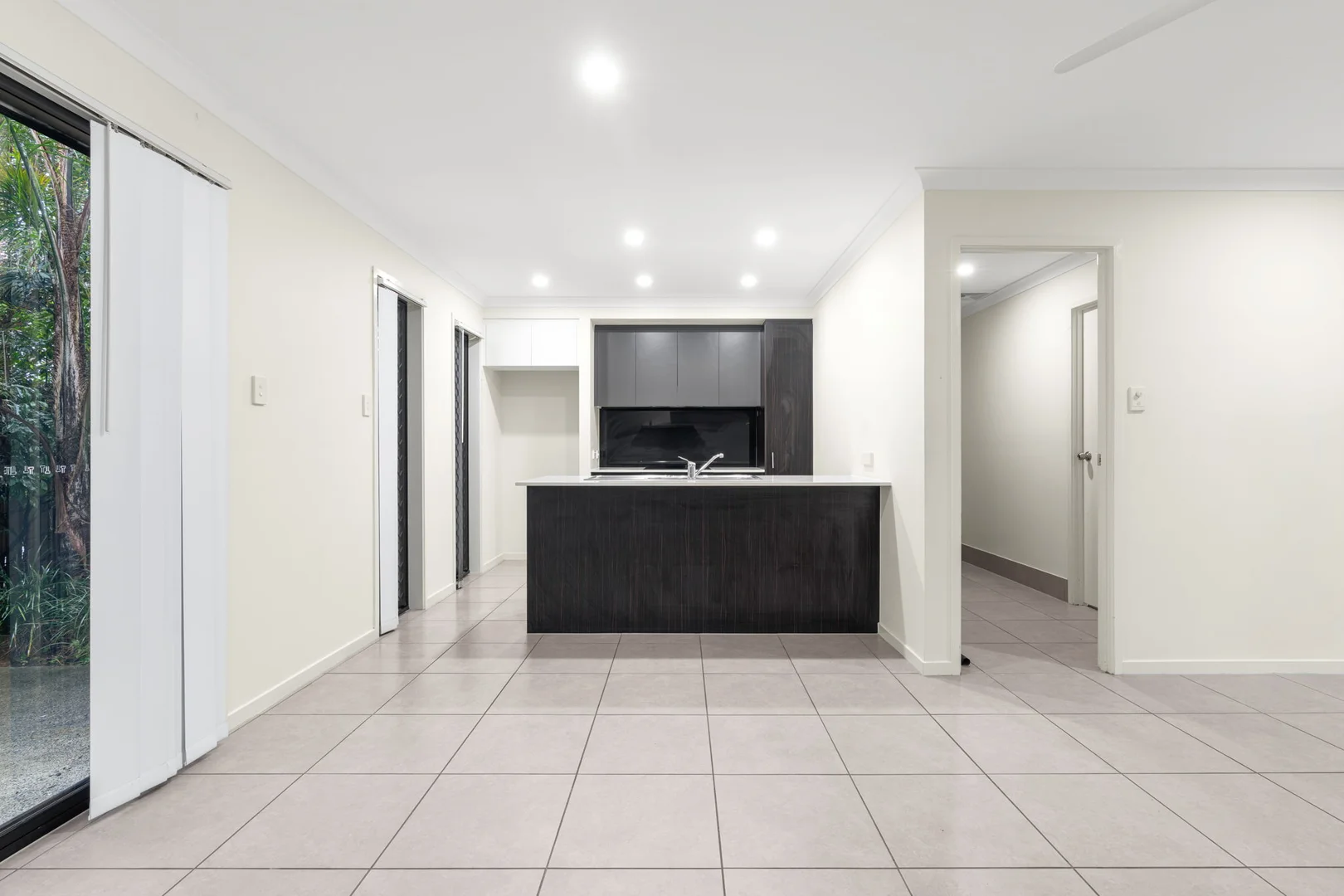 Additional image 3 of 1/6 Carnarvon Avenue, Springfield Lakes QLD 4300