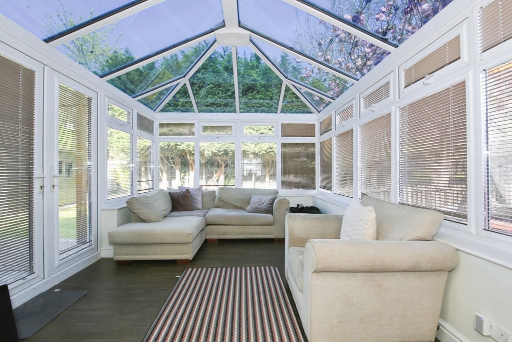 Additional image 12 of 3 bed detached house for saleAscot Drive, Peterborough PE1