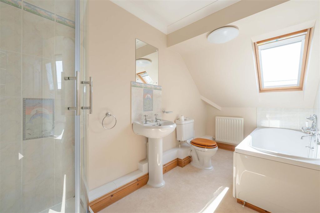 Additional image 26 of 4 bed detached house for saleGlebe Lane, Lower Harlestone, Northampton NN7