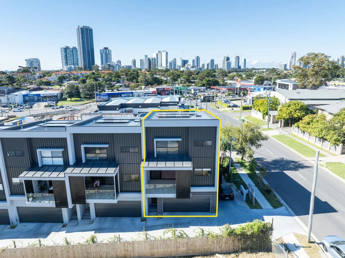 1/19 Minnie Street, Southport QLD 4215