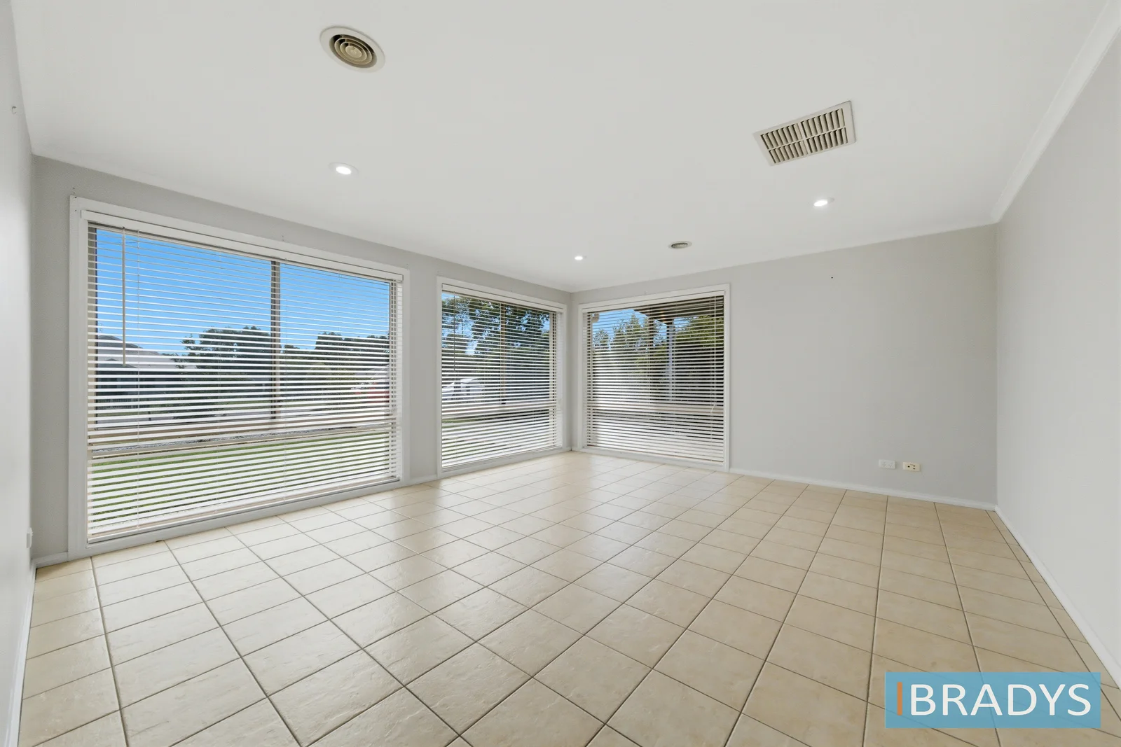 Additional image 2 of 13 Rosamel Street, Gundaroo NSW 2620